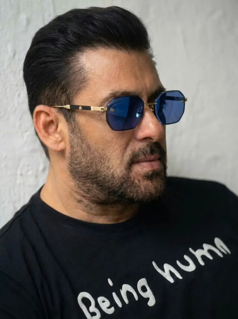 MAYBACH THE TANI square designer sunglasses colorway 01