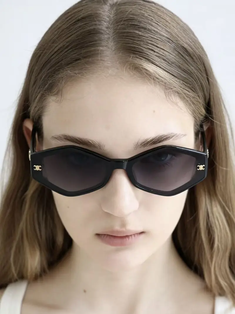 CELINE CL40339F designer sunglasses colorway 01, catalogue view 1