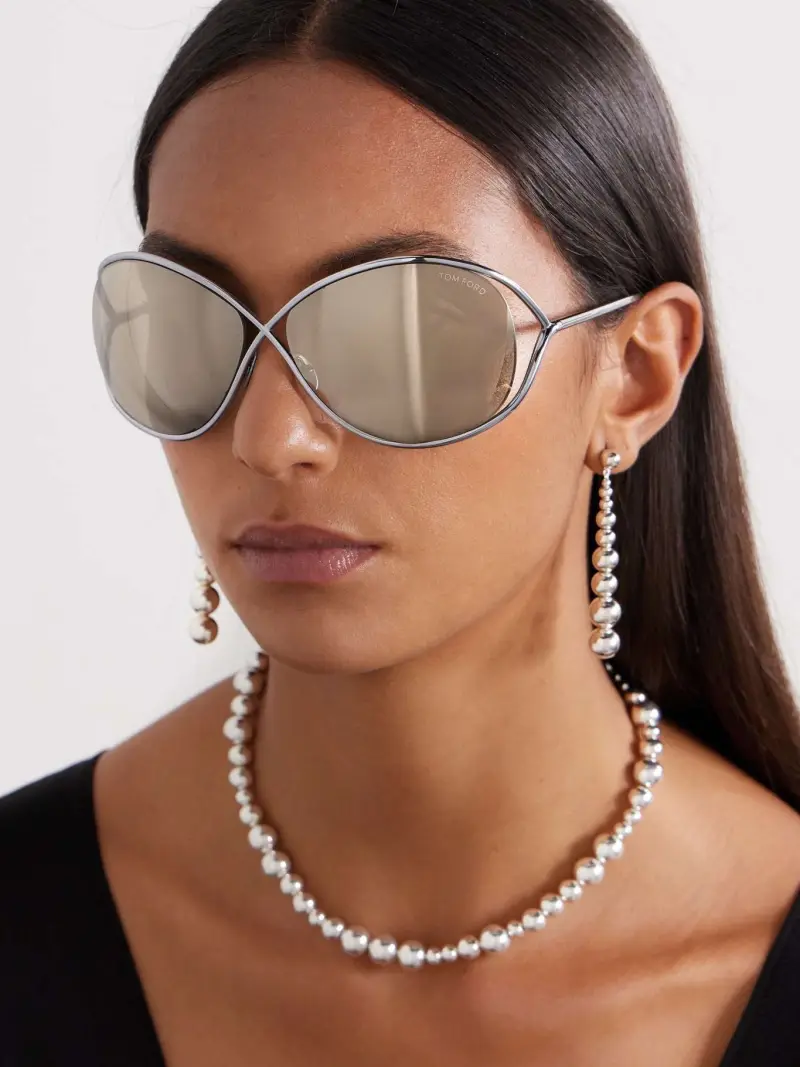 TOM FORD TF1067 designer sunglasses colorway 01, catalogue view 1