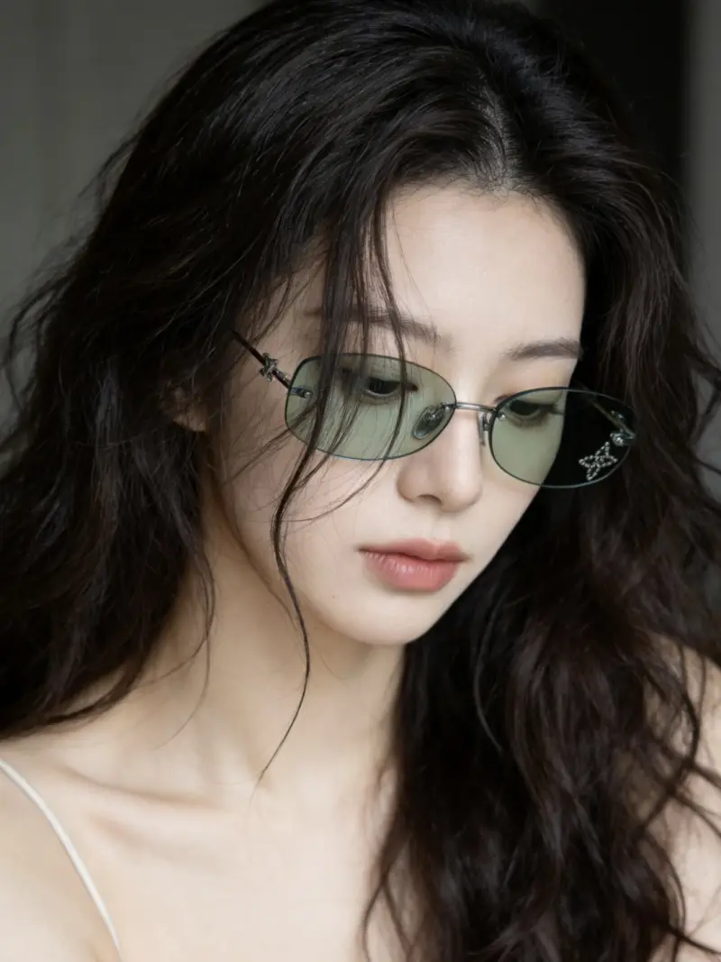 LOUIS VUITTON Z2803U designer sunglasses colorway 01, catalogue view 1