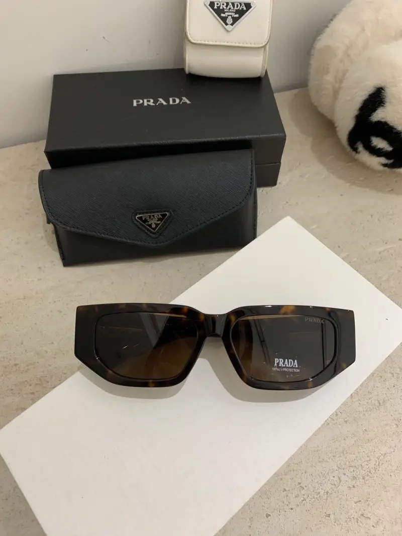 PRADA SPR09Z designer sunglasses colorway 01, catalogue view 1