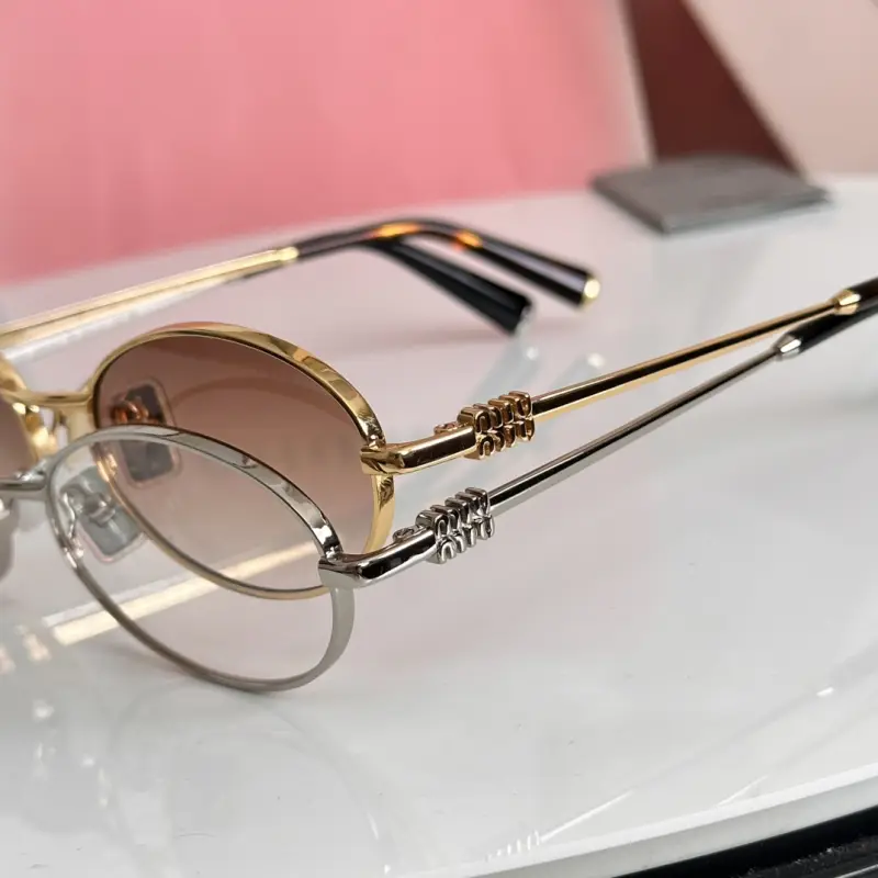 MIU MIU SMUA57S designer sunglasses colorway 01, catalogue view 1