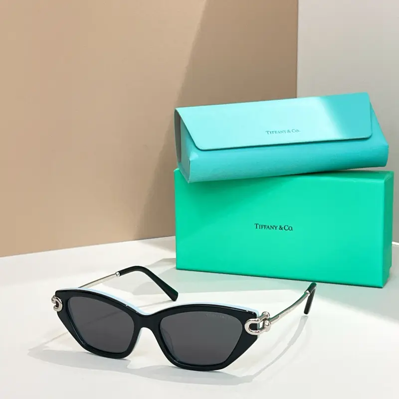 TIFFANY & CO. TF4231U designer sunglasses colorway 01, catalogue view 1