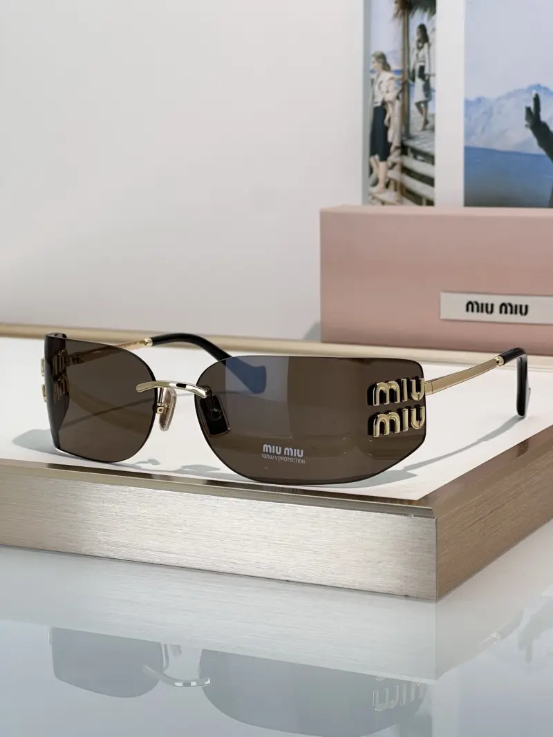 MIU MIU SMUA51 designer sunglasses colorway 01, catalogue view 1