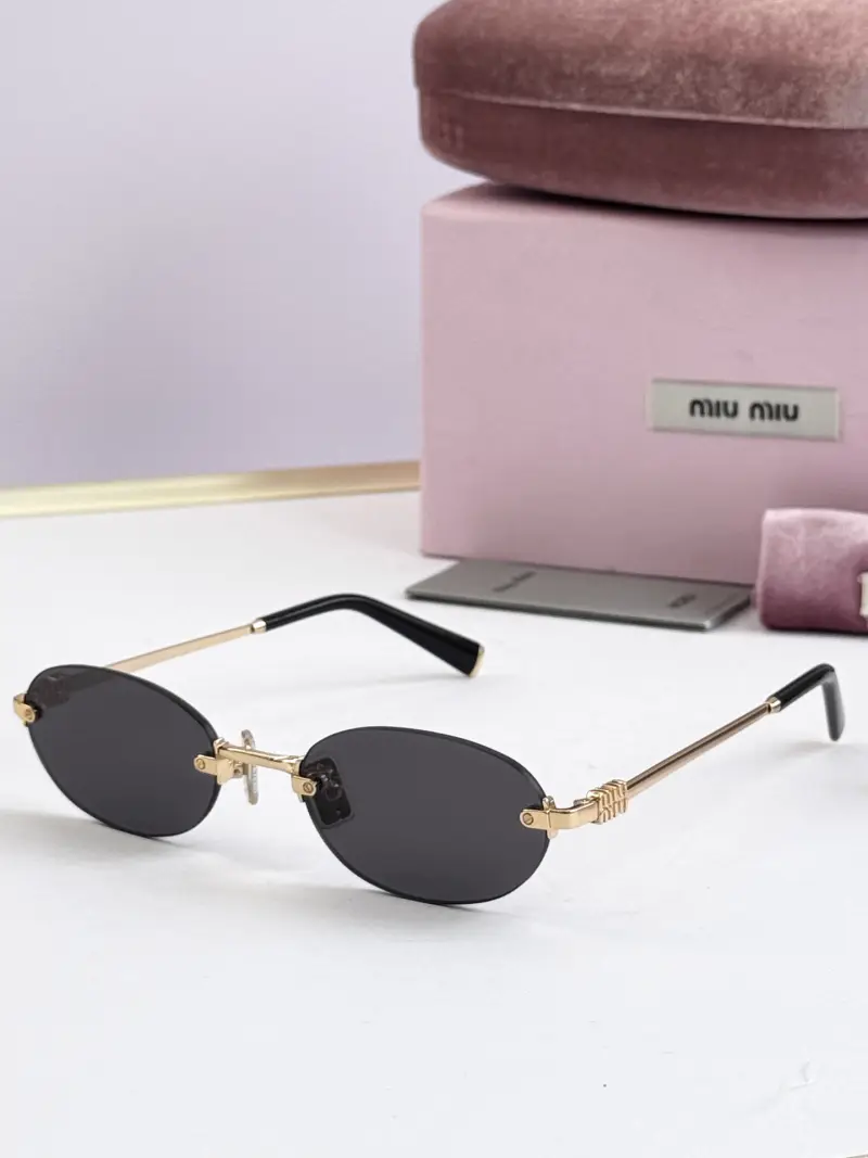MIU MIU SMUA54S designer sunglasses colorway 01, catalogue view 1