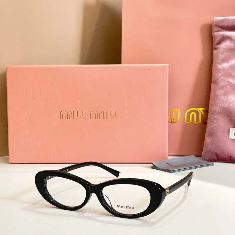 MIU MIU SMU B16 designer sunglasses colorway 01, catalogue view 1