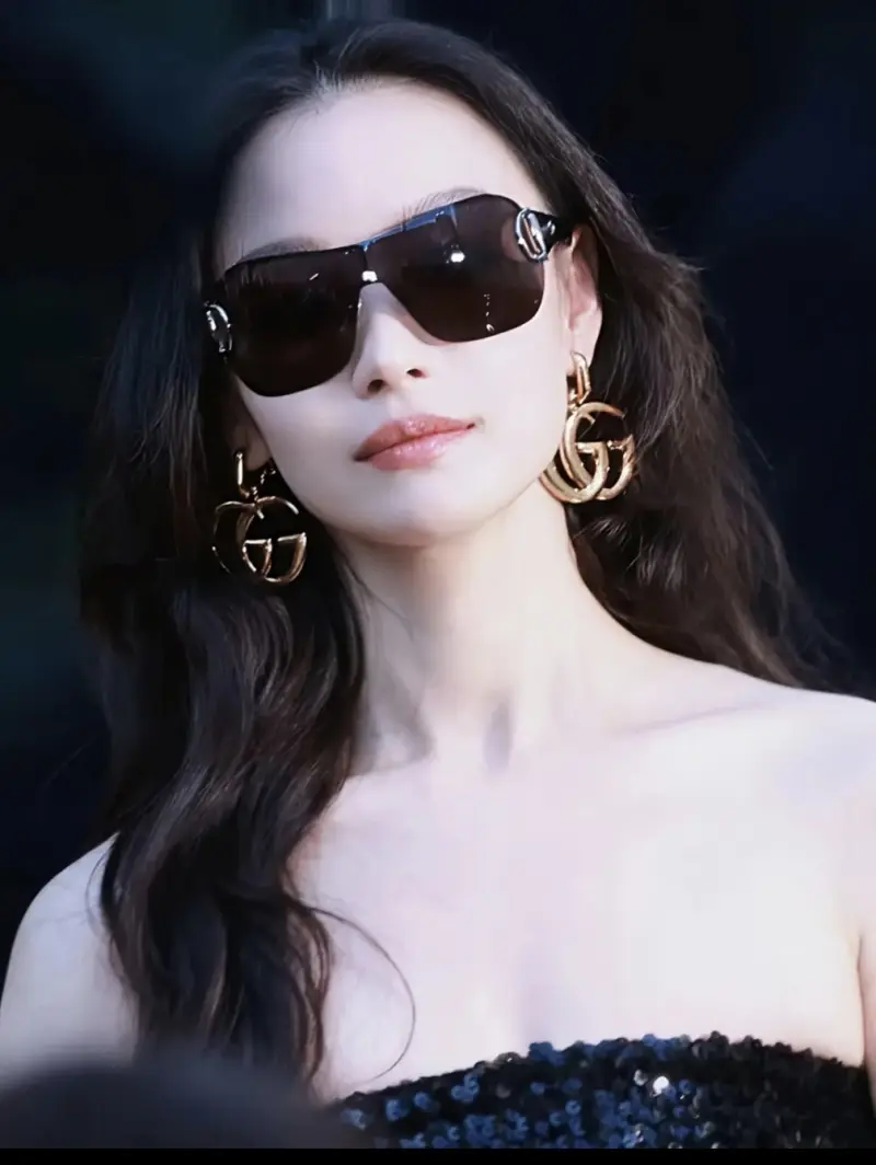 GUCCI GG2174S designer sunglasses colorway 01, catalogue view 1