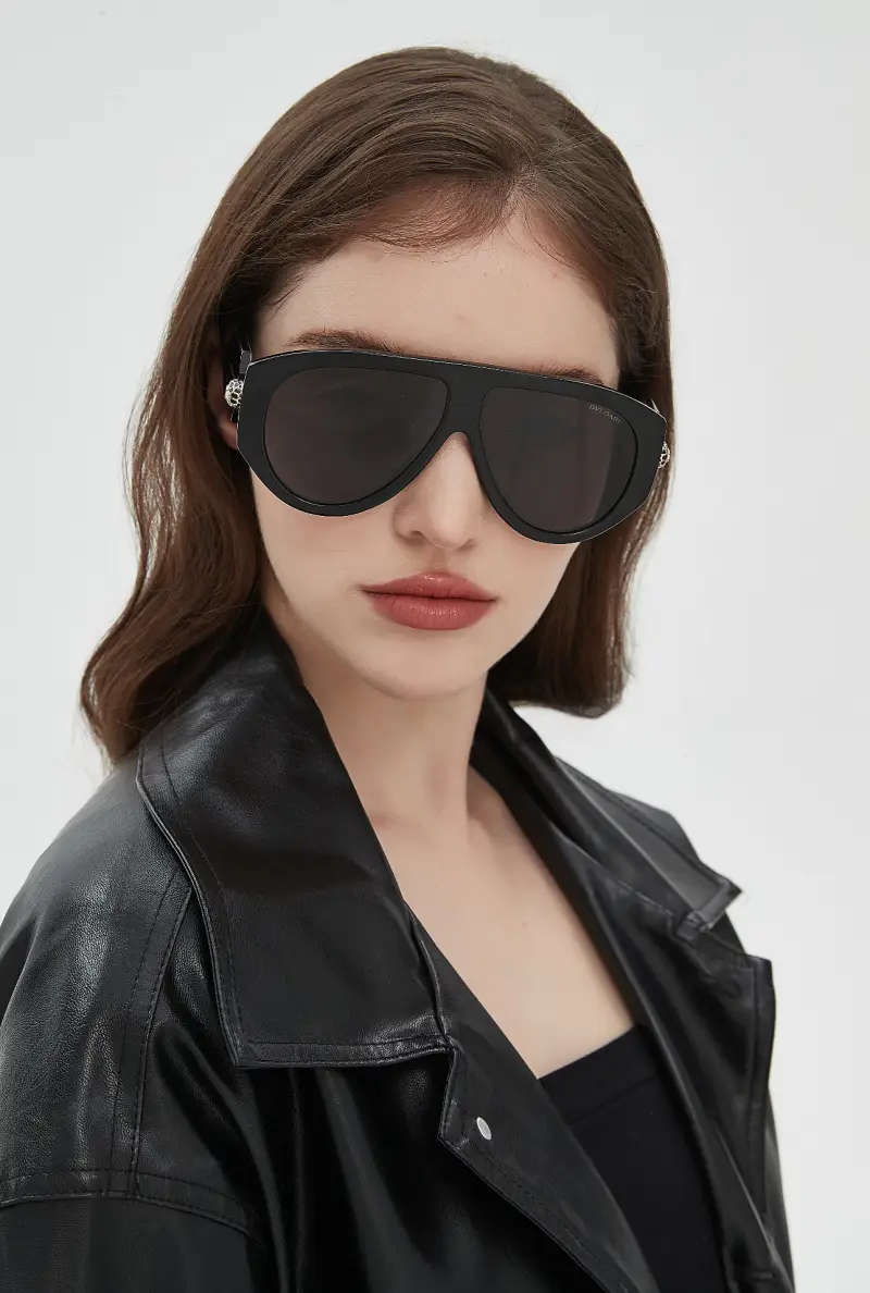 BVLGARI BV 40109I designer sunglasses colorway 01, catalogue view 1