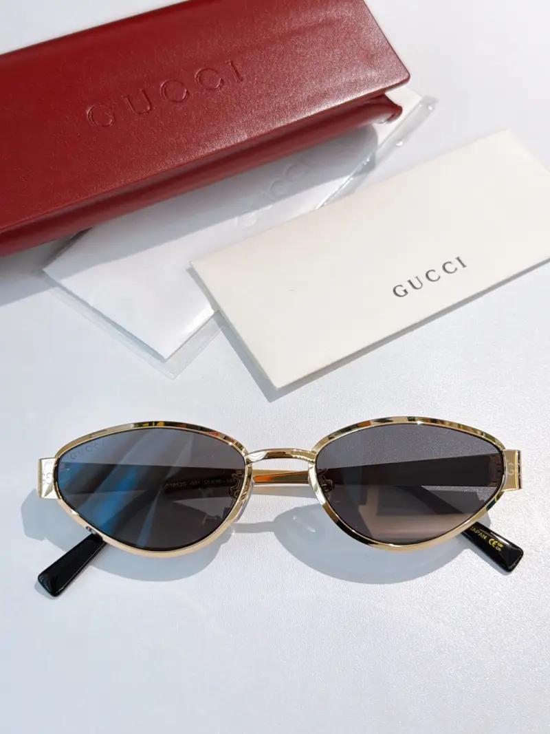 GUCCI GG1853S designer sunglasses colorway 02, catalogue view 1