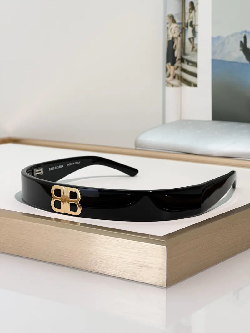 BALENCIAGA BB804338 designer sunglasses colorway 01, catalogue view 1