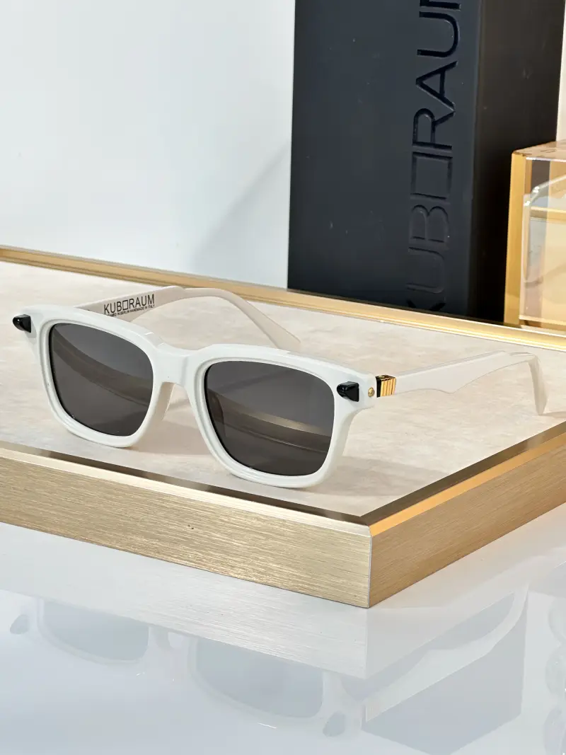 KUBORAUM MASKE Q20 designer sunglasses colorway 02, catalogue view 1