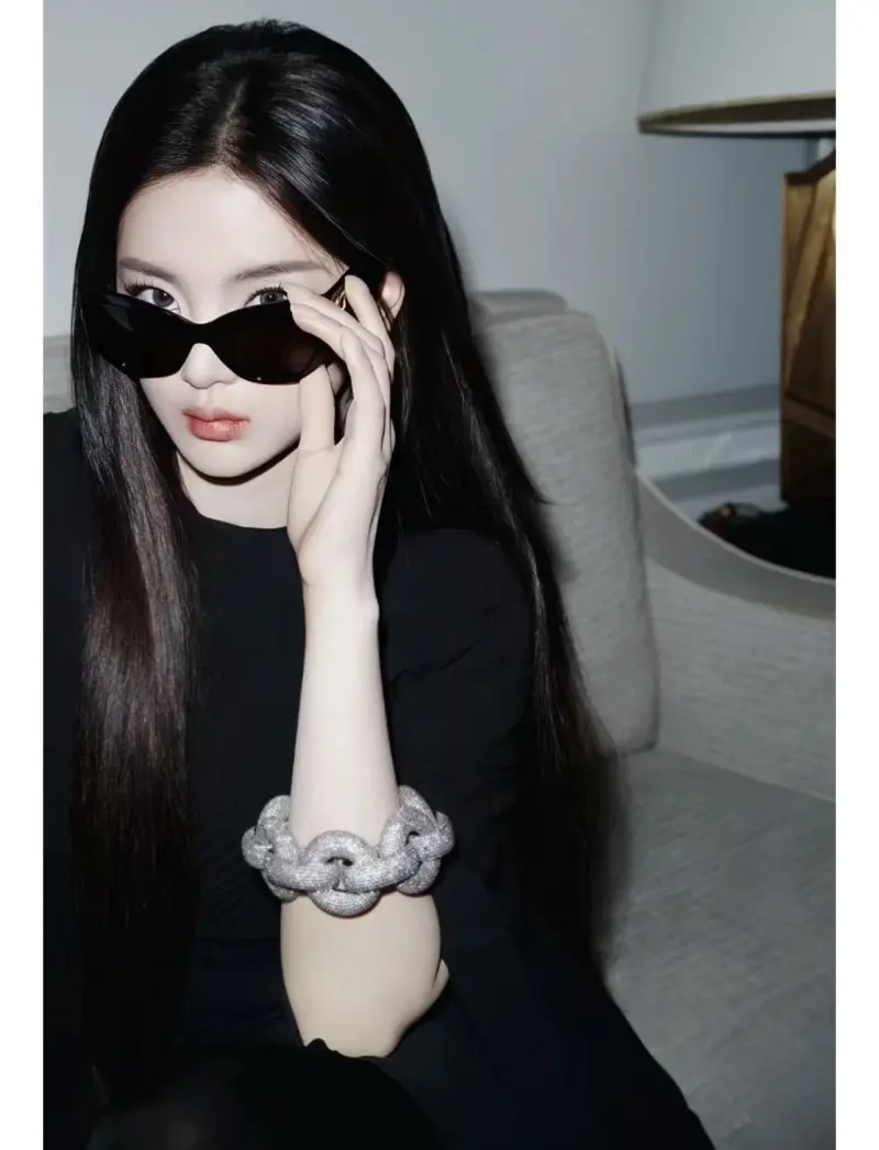 BALENCIAGA BB0324 designer sunglasses colorway 02, catalogue view 1