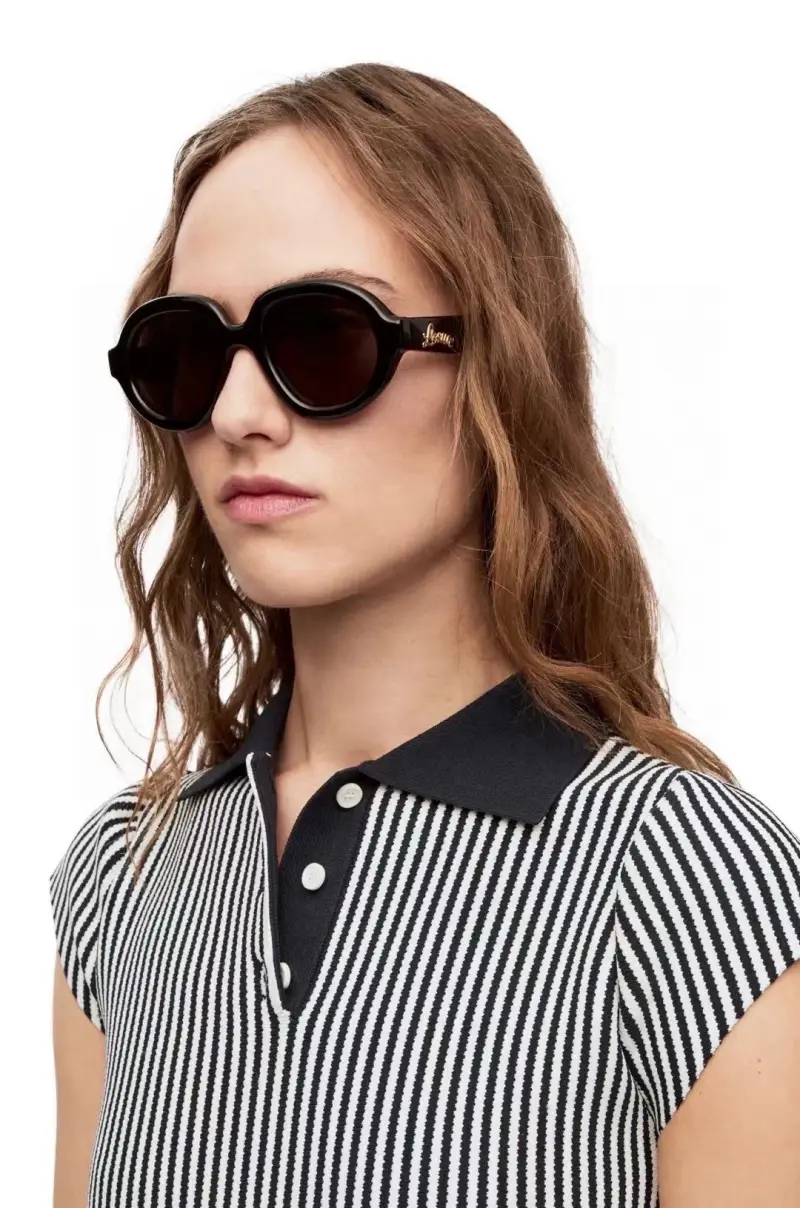 LOEWE LW40105F designer sunglasses colorway 01, catalogue view 1