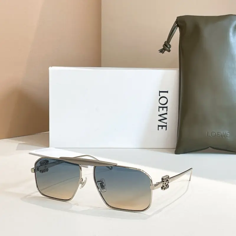 LOEWE LW5115S designer sunglasses colorway 01, catalogue view 1