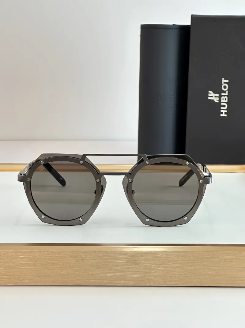 HUBLOT ARCHIVE 1Y8CK2 designer sunglasses colorway 02, catalogue view 1