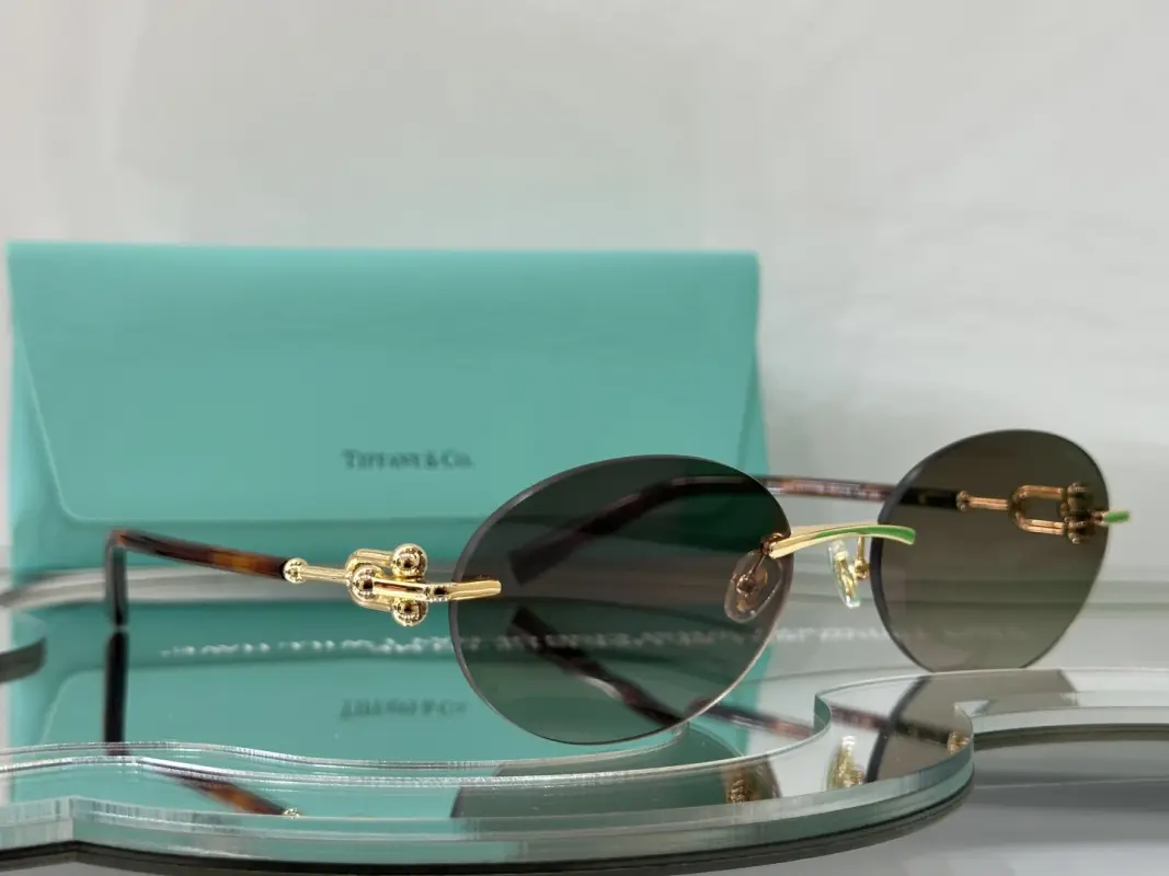 TIFFANY & CO. TF3104D designer sunglasses colorway 10, catalogue view 1