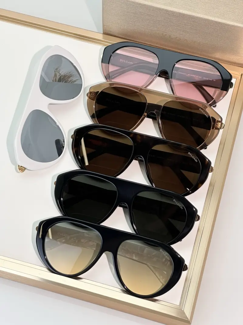 BOTTEGA VENETA BV40060I designer sunglasses colorway 01, catalogue view 1