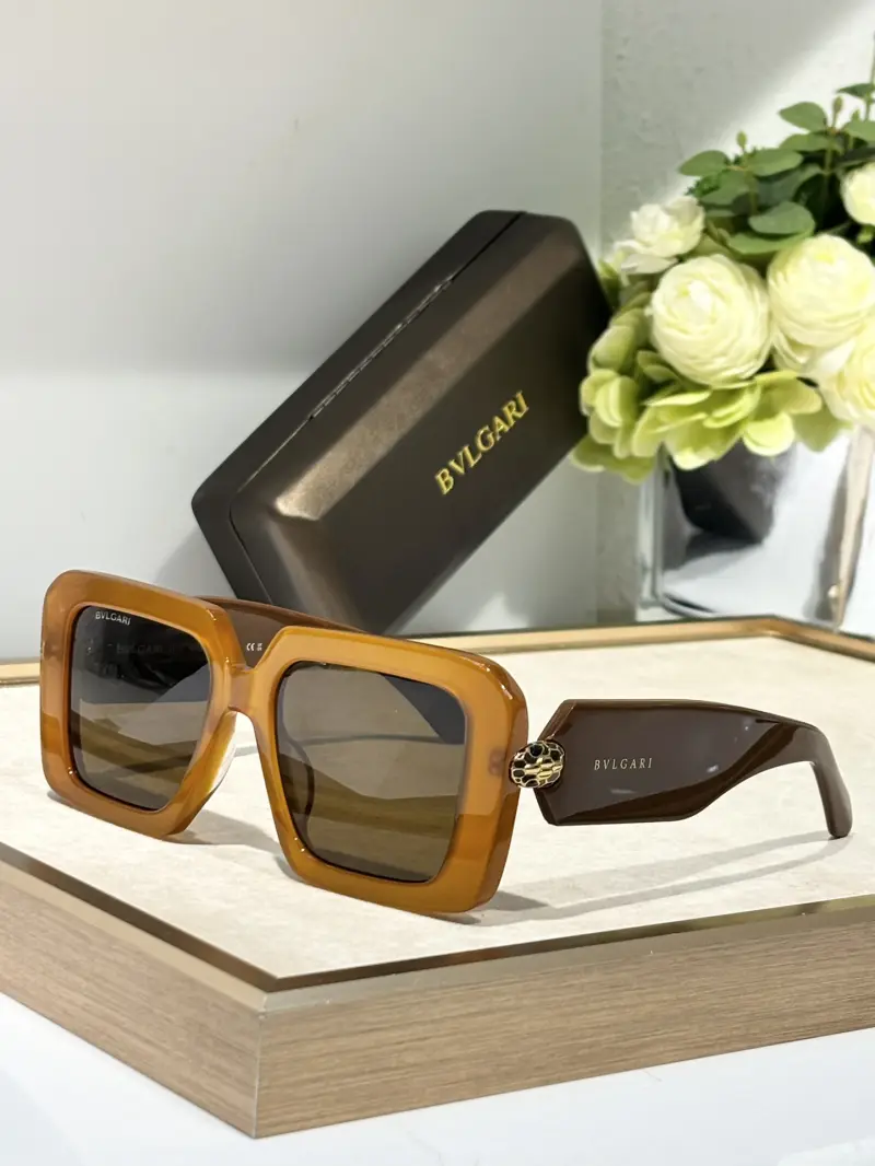 BVLGARI BV 40006I designer sunglasses colorway 01, catalogue view 1