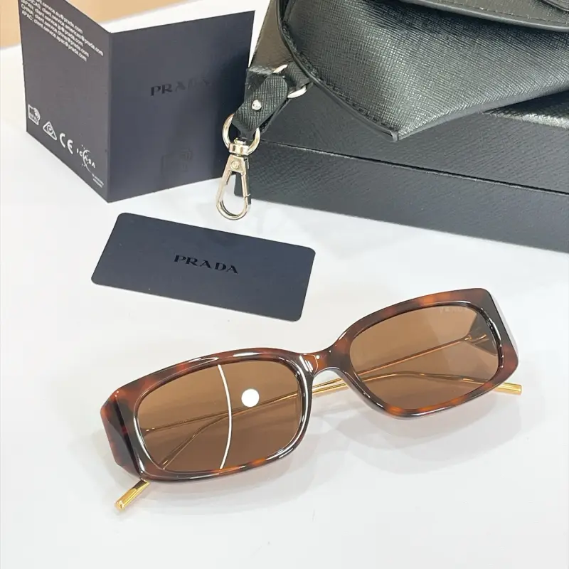 GENTLE MONSTER PR D65S rectangle designer sunglasses colorway 02, catalogue view 1
