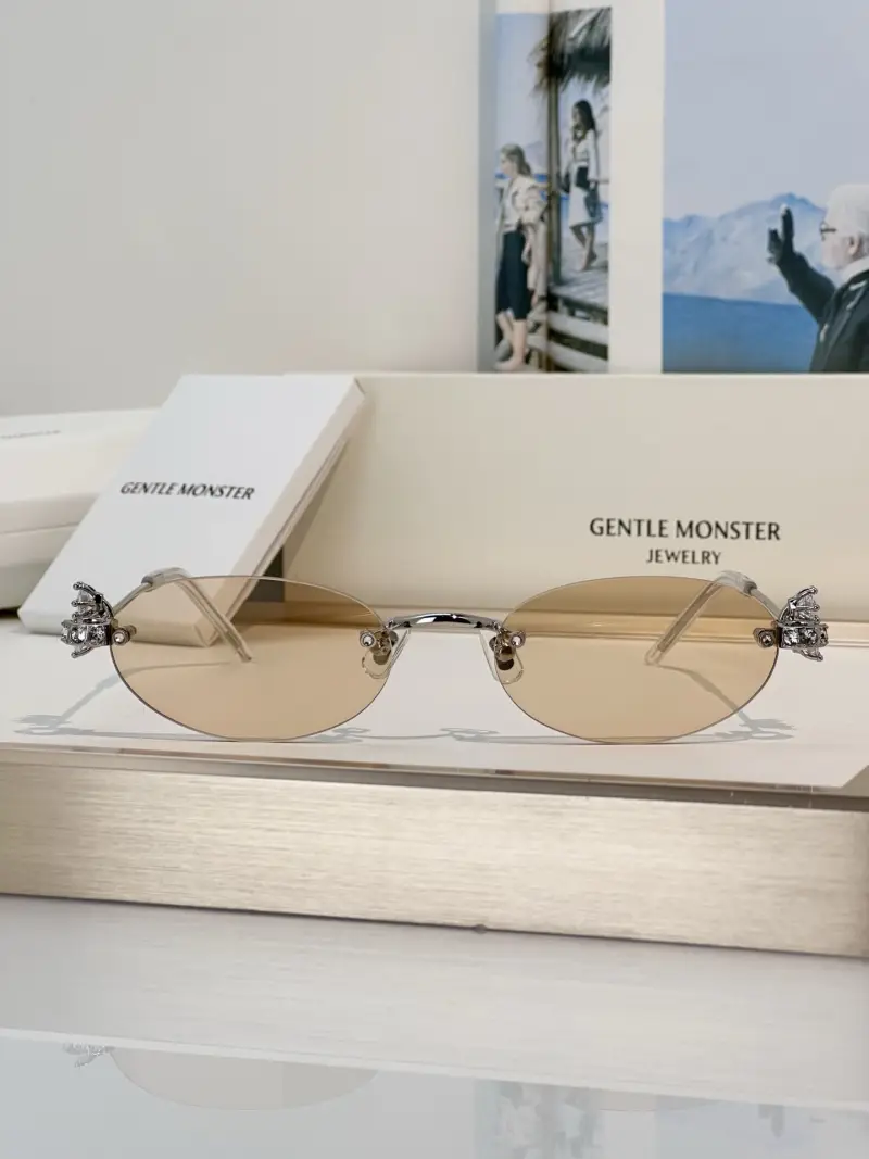 GENTLE MONSTER ORORA rimless designer sunglasses colorway 02, catalogue view 1