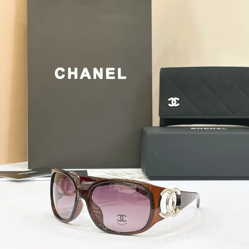 CHANEL 6014 cat-eye designer sunglasses colorway 02, catalogue view 1