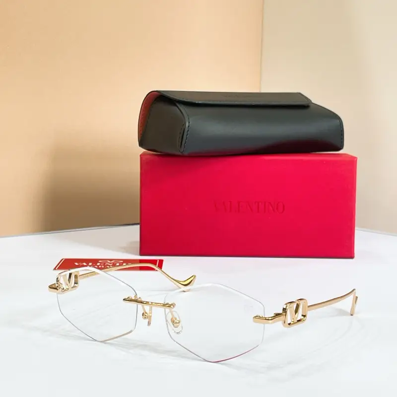 VALENTINO VLS-187 cat-eye designer sunglasses colorway 02