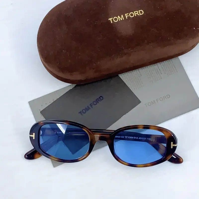 TOM FORD TF1364 oval designer sunglasses colorway 04, catalogue view 1