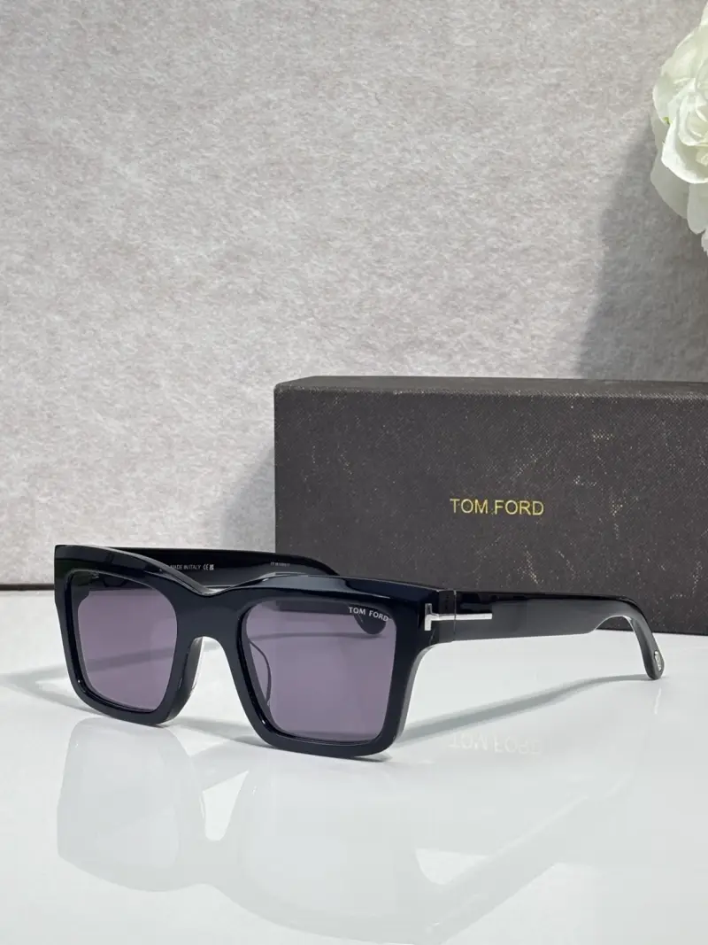 TOM FORD TF1154 rectangle designer sunglasses colorway 01, catalogue view 1