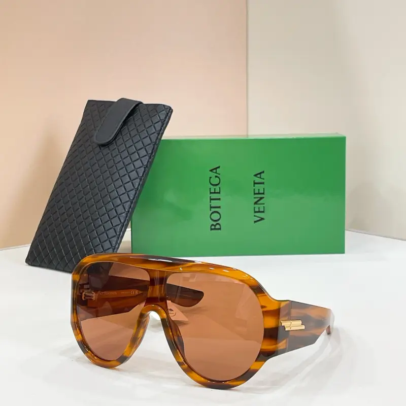BOTTEGA VENETA BV1345S wraparound designer sunglasses colorway 02, catalogue view 1